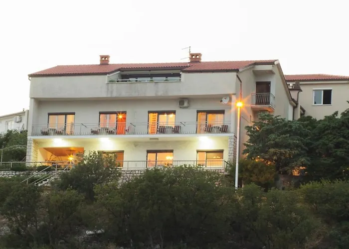 Appartamento With A Parking Space - 13159 Novi Vinodolski