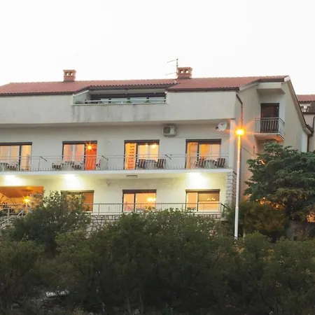 Apartment With A Parking Space - 13159 Novi Vinodolski
